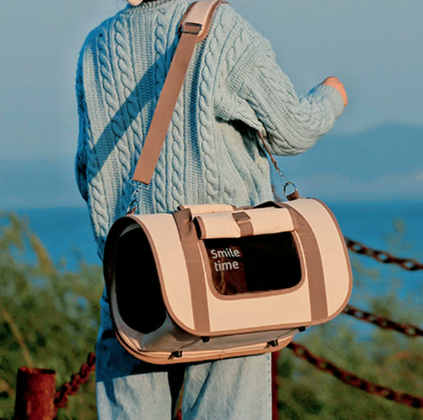 Smile Time Portable Lightweight Pet Carrier Backpack – High-Capacity Bag for Cats and Dogs